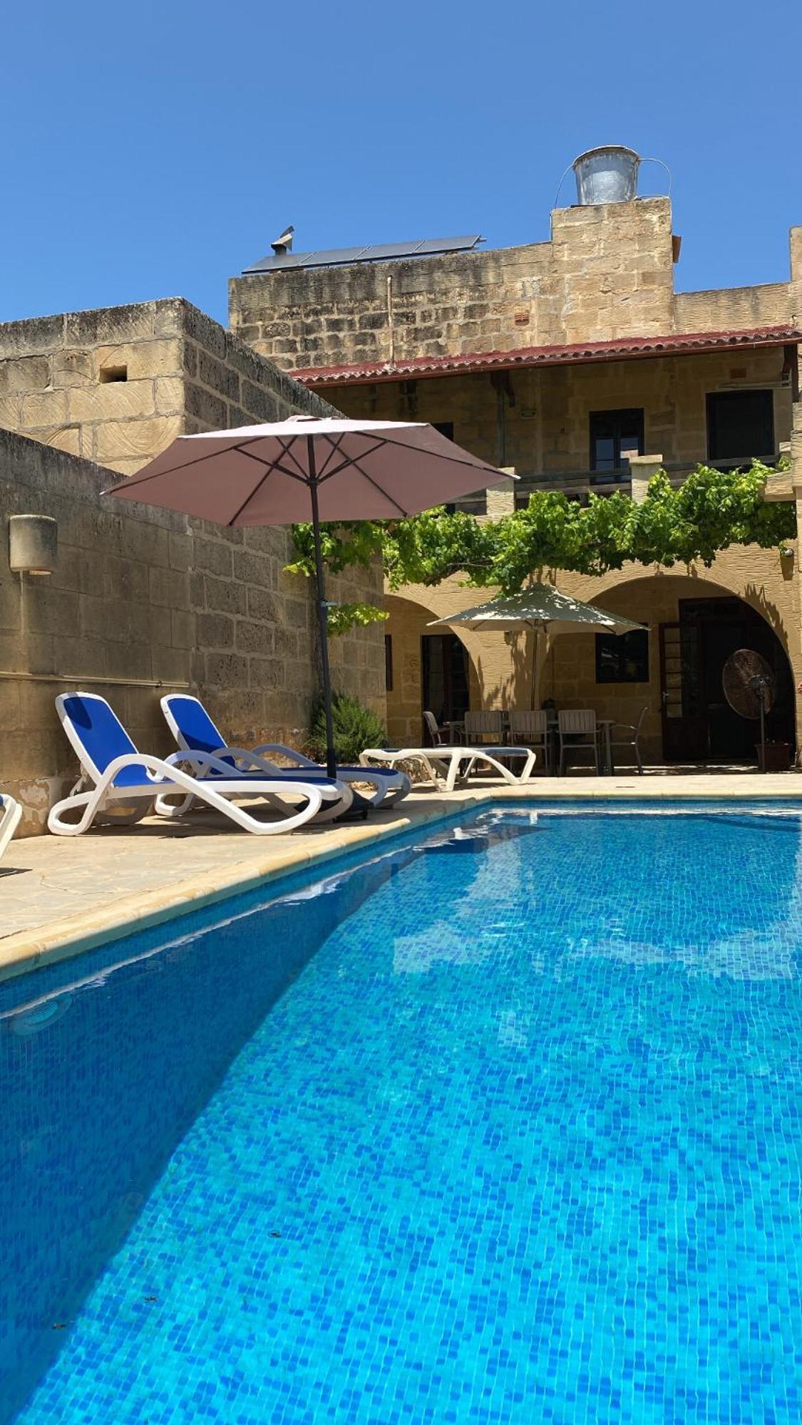 Tal-Masklu Farmhouse Għarb Exteriör bild